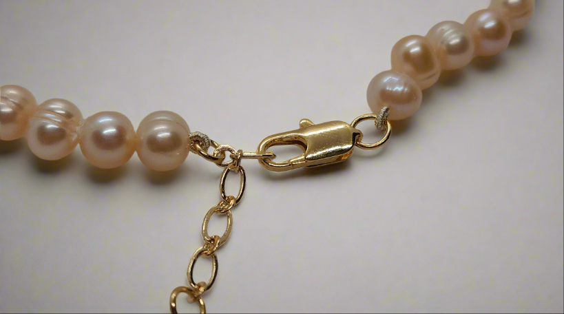 Peach Pearl Necklace - gold lobster clasp