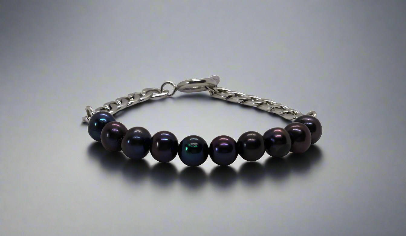 Limited Edition Black Pearl & Curb Chain Bracelet