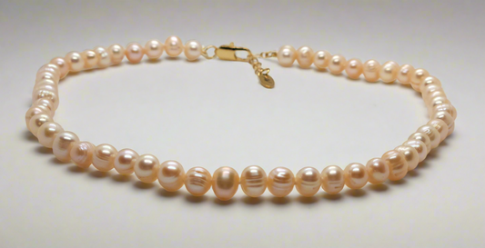 Peach Pearl Necklace - gold lobster clasp